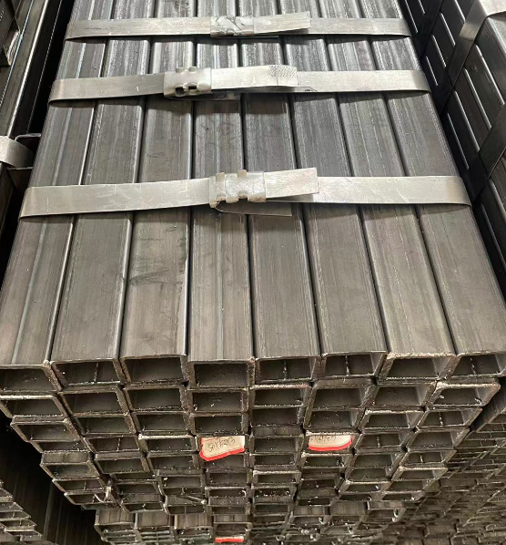 昌吉工业用梯子 镀锌管焊接梯子 铁梯子方管梯